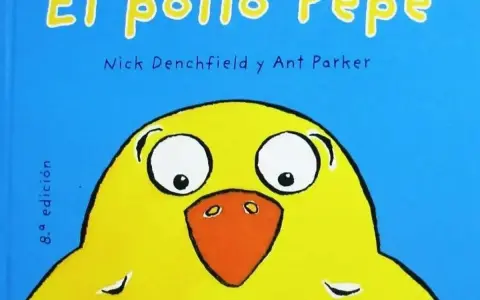 El pollo Pepe, un divertido cuentacuentos para bebés, con su gran pico naranja y ojos curiosos, invita a la lectura.