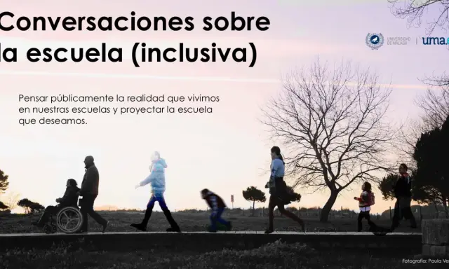 Personas diversas caminando juntas, incluyendo a alguien en silla de ruedas, simbolizando la importancia de las frases de inclusión en la escuela.